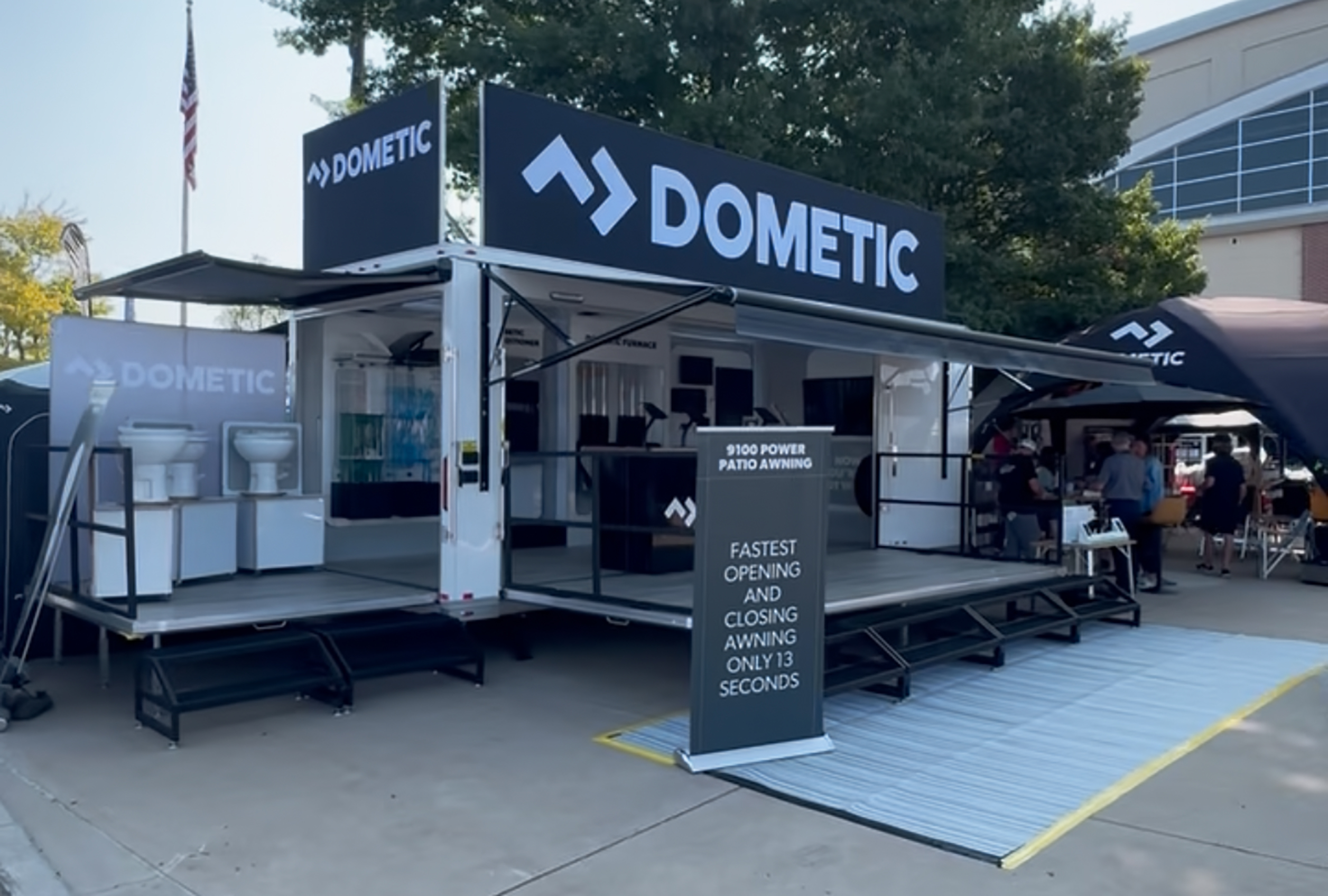 Dometic Mobile Showroom Experience
